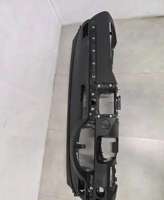 Volkswagen PASSAT B7 Dashboard 3C1857003QT ML020605 1150108022