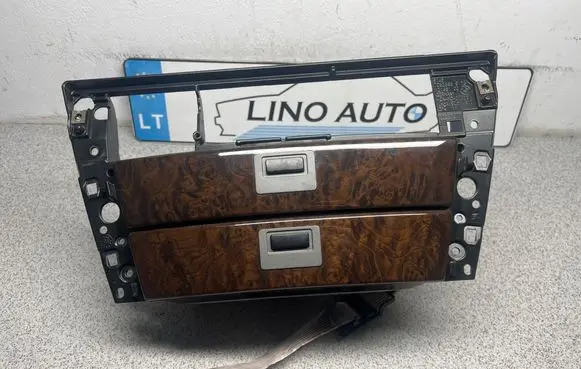 BMW 7 E65 E66 Dashboard storage box/compartment 8261060 7032886