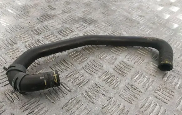 Volkswagen Touareg II Engine coolant pipe/hose 7P0815374