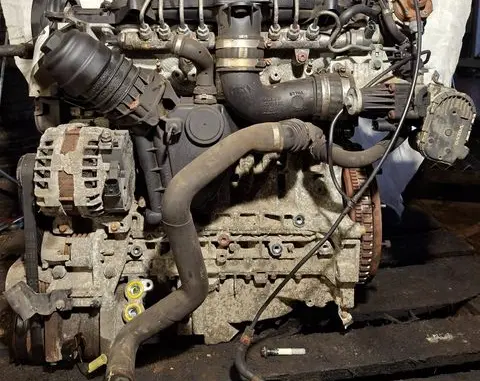 Volvo C30 Engine D5204T