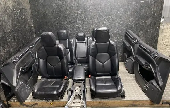 Porsche Cayenne (92A) Seat set 