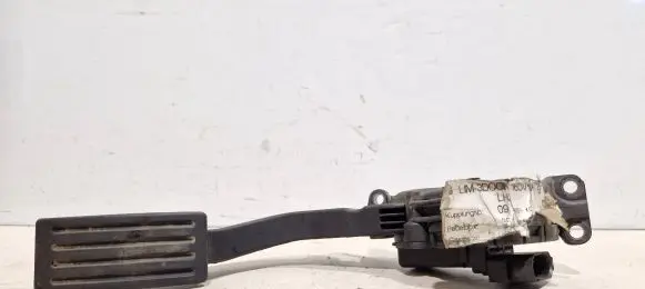 Ford Focus Accelerator throttle pedal 4m519f836ak