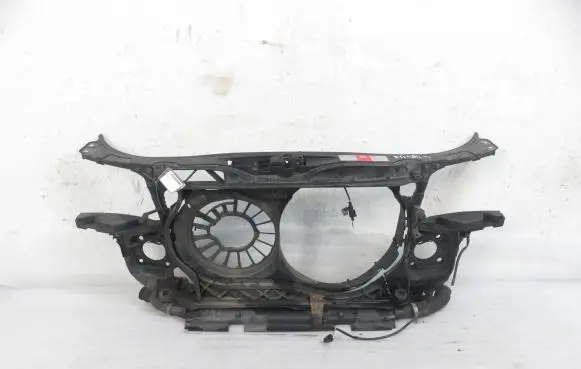 Audi A4 S4 B6 8E 8H Radiator support slam panel bracket 