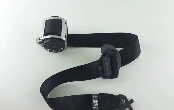 BMW 5 F10 F11 Front seatbelt 610126200C KL4675