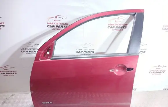 Mitsubishi Outlander Front door