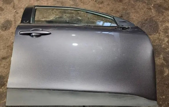 Toyota Yaris Cross Front door 