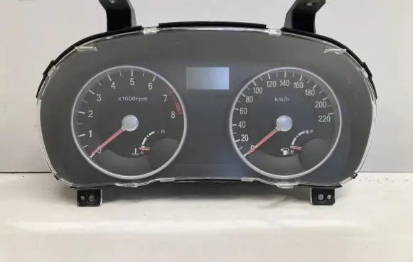 Hyundai Accent Speedometer (instrument cluster)