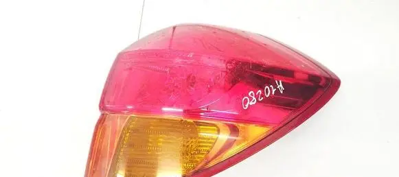 Subaru Legacy Rear/tail lights 22020792