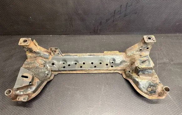 Infiniti FX Front subframe