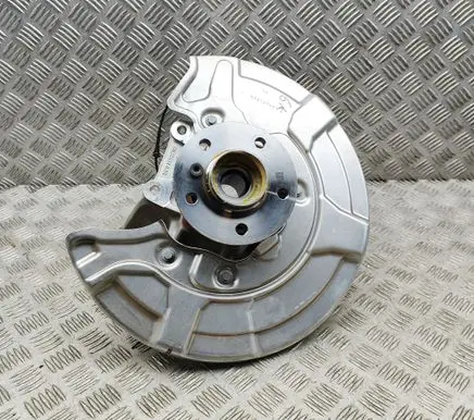 BMW X7 G07 Rear wheel hub 6876654 6880474