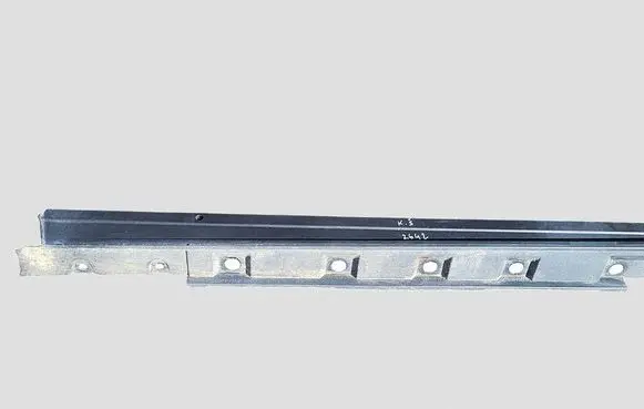 Toyota RAV 4 (XA50) Sill 758604203100 YK4546