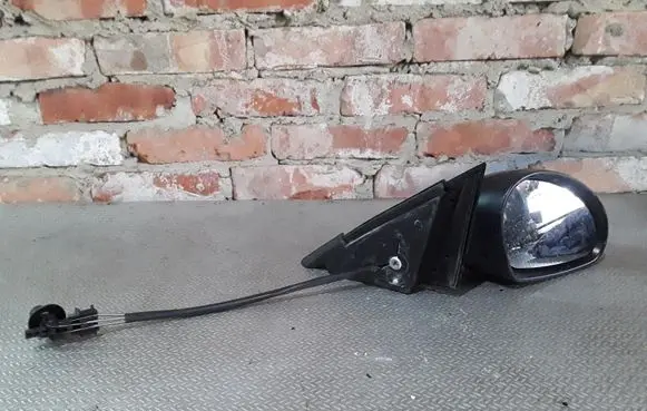 Manual wing mirror
