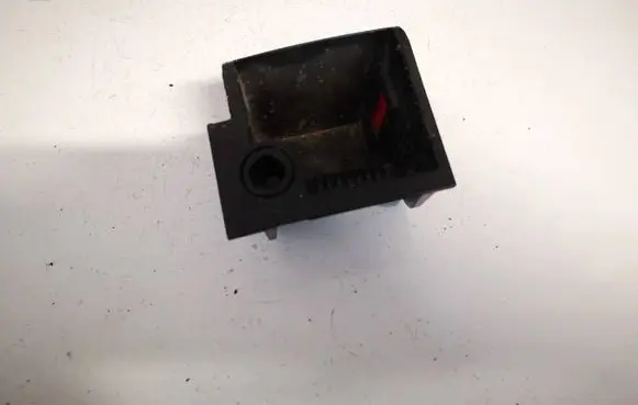 Volkswagen Polo IV 9N3 Car ashtray 6q0857309
