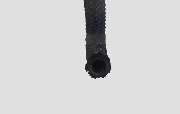 KIA Sorento Engine coolant pipe/hose