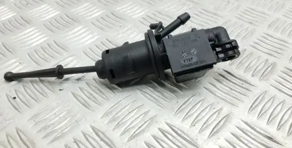 Audi A3 S3 A3 Sportback 8P Clutch master cylinder 1K0721388Q