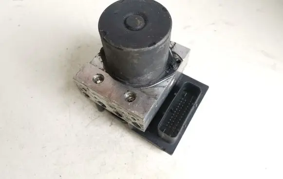 BMW 5 E60 E61 ABS Pump 6769707 34516769707 0265234136