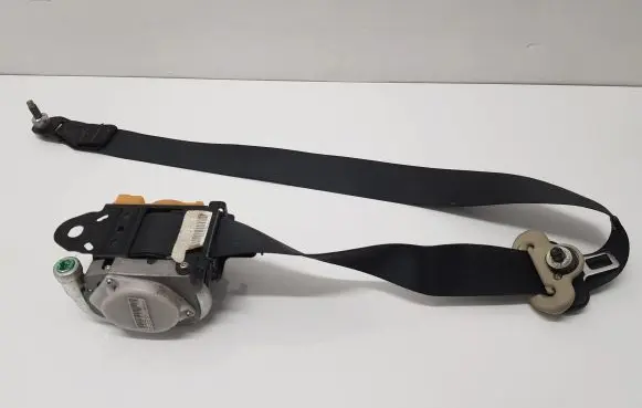 Nissan Note (E11) Front seatbelt 868849U10A