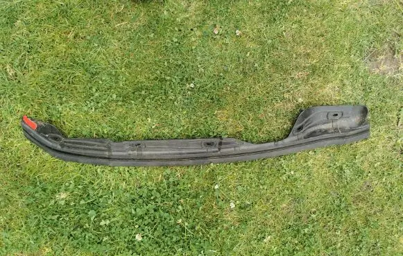 Maserati Ghibli Front door rubber seal 670004965 13383
