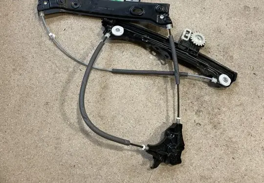 BMW 4 G22 G23 G24 G26 Front window lifting mechanism without motor 9854492