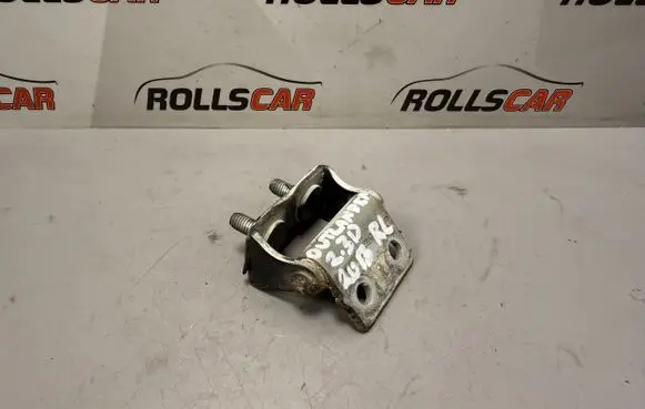 Mitsubishi Outlander Loading door upper hinge 
