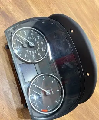 BMW 3 E90 E91 Speedometer (instrument cluster) 9242347
