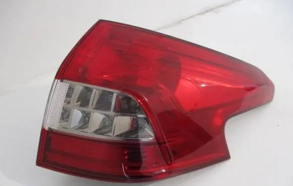 Citroen C5 Rear/tail lights X8X13404AX