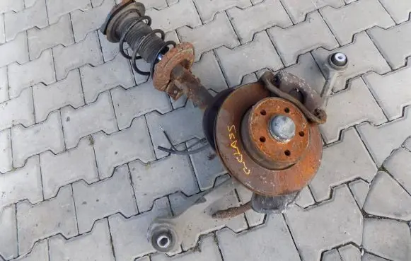Citroen DS5 Front wheel hub spindle knuckle
