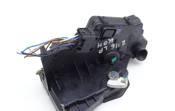 BMW 3 E46 Front door lock 