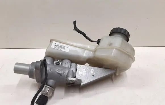Mercedes-Benz R W251 Master brake cylinder A2514300202