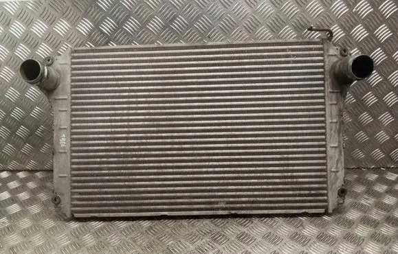 Toyota Avensis T250 Intercooler radiator 0R010 JD1271002220