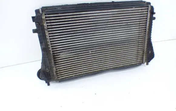 Audi A3 S3 8P Coolant radiator 1K0121251L