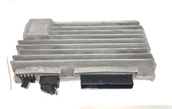 Audi A4 S4 B8 8K Sound amplifier 8T1035223A
