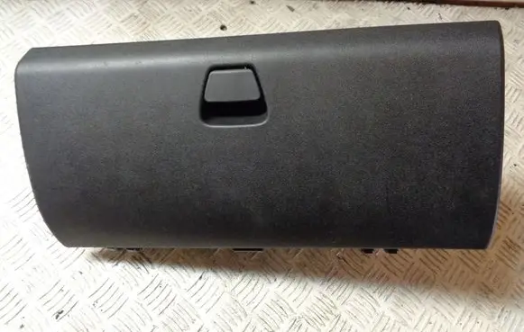 Peugeot 108 Glove box 555500H010