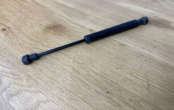 Volvo XC70 Front bonnet/hood damper/strut 9154605