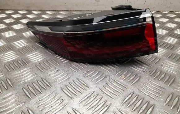 Renault Megane E-Tech Rear/tail lights 265552143R