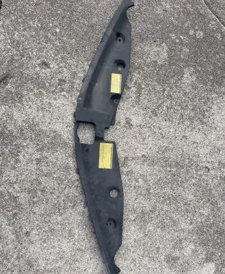 Toyota Prius+ (ZVW40) Radiator trim 5328947040