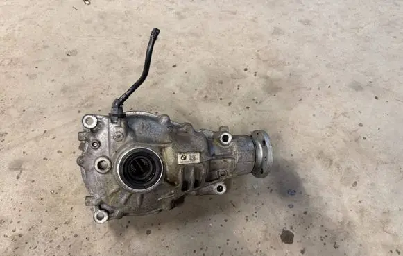 BMW X3 G01 Front differential 8487445 MB8487445041