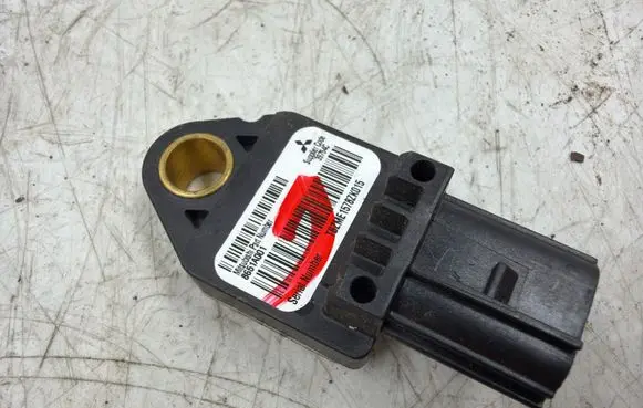 Mitsubishi Lancer X Airbag deployment crash/impact sensor 8651A001