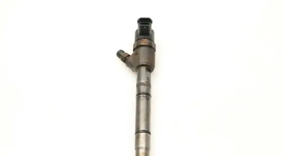 Hyundai i40 Fuel injector 338002A800