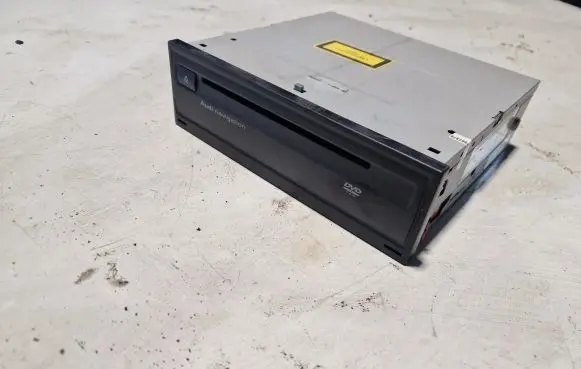 Audi A6 S6 C6 4F Navigation unit CD/DVD player 4E0919887C