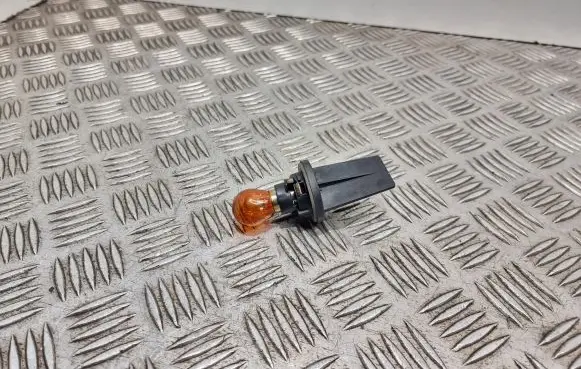 BMW 5 E60 E61 Front indicator light 15620100