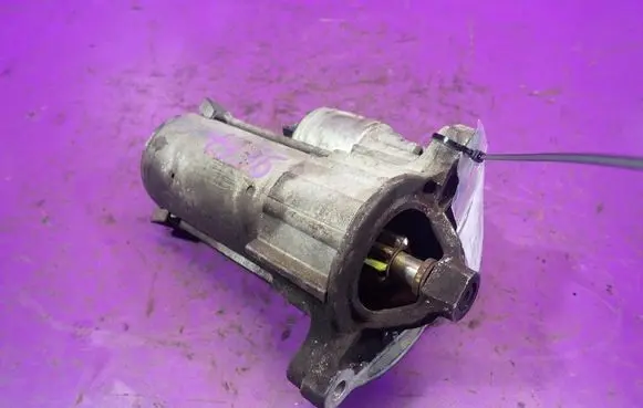 Peugeot 206 CC Starter motor 