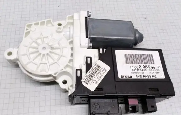 Peugeot 807 Front door window regulator motor 140020858003 991728205 A91728103