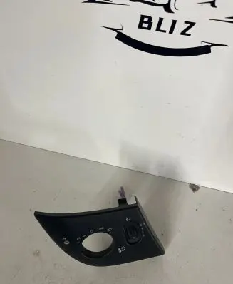Mercedes-Benz A W168 Headlight level height control switch 1685450191