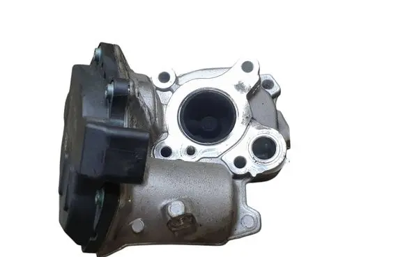 Mercedes-Benz Sprinter W906 EGR valve A6511400760 A2C83261200 01885