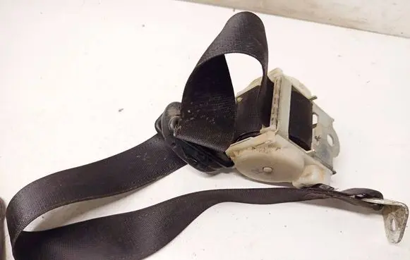Opel Zafira A Rear seatbelt CGR8206
