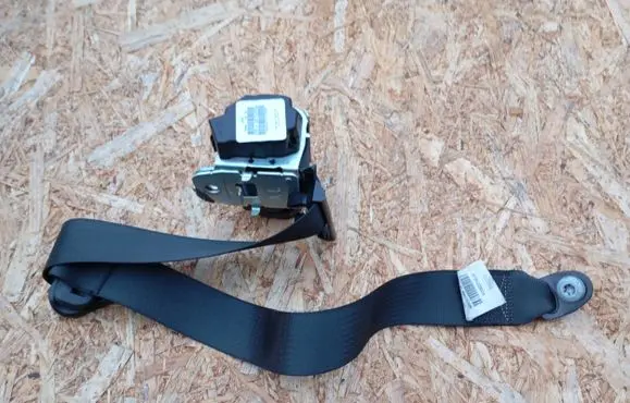 Fiat Freemont Rear seatbelt 616122300A P1AN27DX9AA