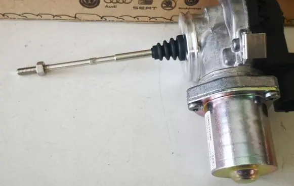 Audi Q3 F3 Turbine electric control actuator 06K145614G 06K145614 2211507