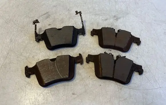 Polestar 2 Brake pads (rear) 32287440