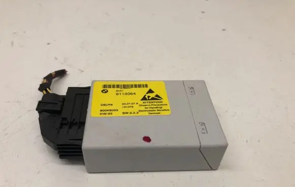 BMW 5 E60 E61 Center console control module 9113064 191076 80049003
